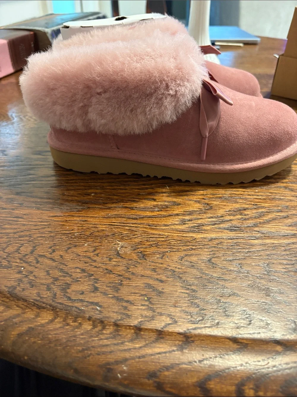UGG Kids Pink Suede Fur-Lined Slip-On Slippers with Bow